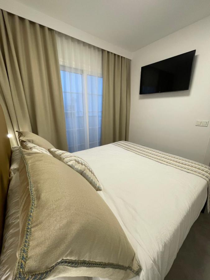 Izaro Apartamento Atico De Lujo Cerca De Playa Dorada Playa Blanca  Exteriör bild