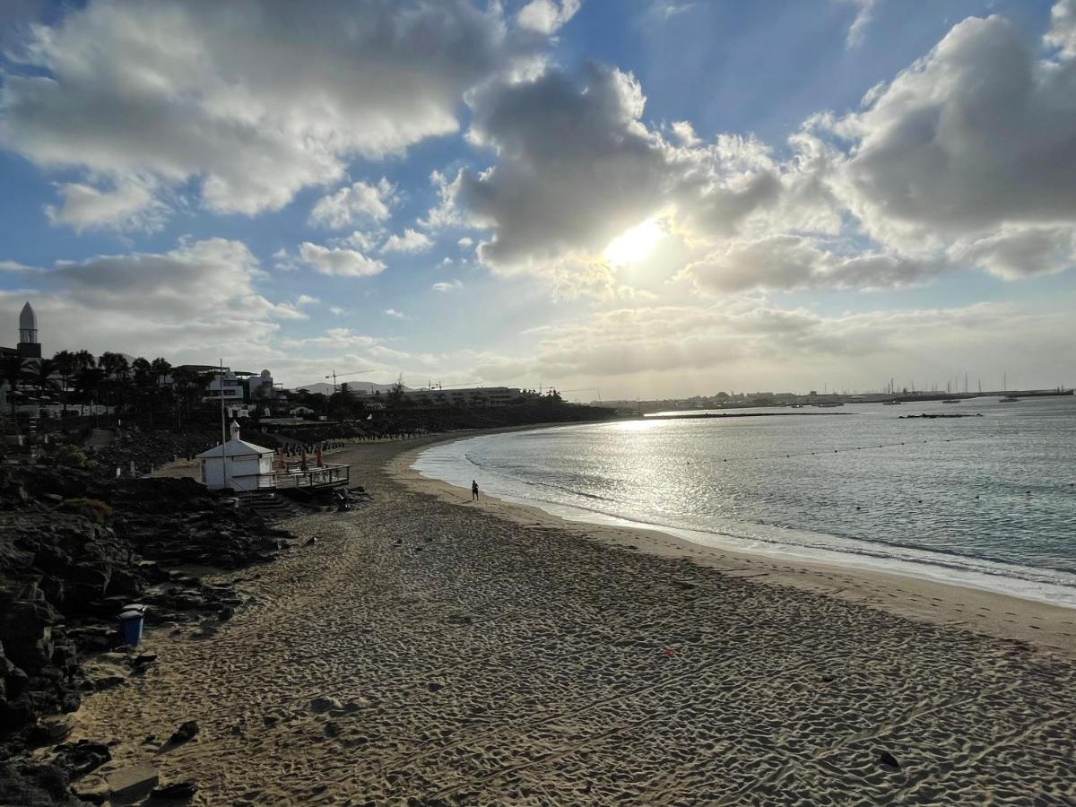 Izaro Apartamento Atico De Lujo Cerca De Playa Dorada Playa Blanca  Exteriör bild
