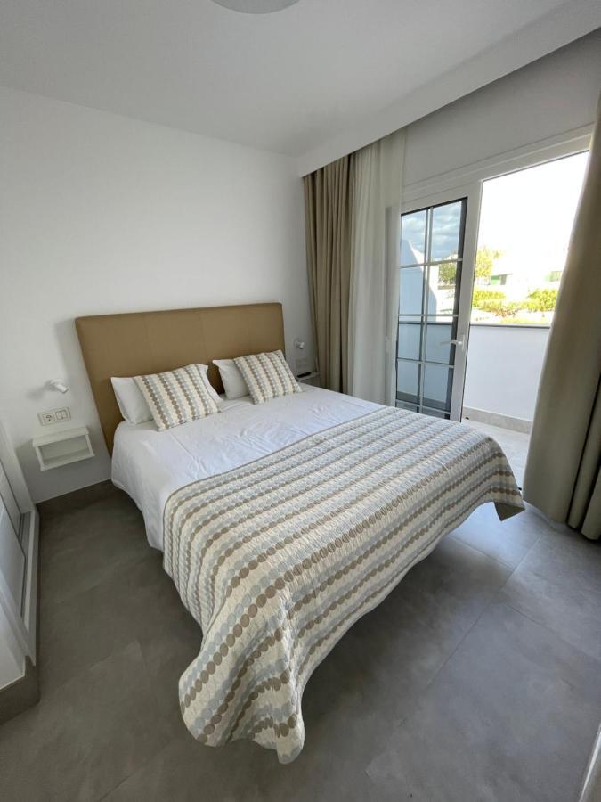 Izaro Apartamento Atico De Lujo Cerca De Playa Dorada Playa Blanca  Exteriör bild